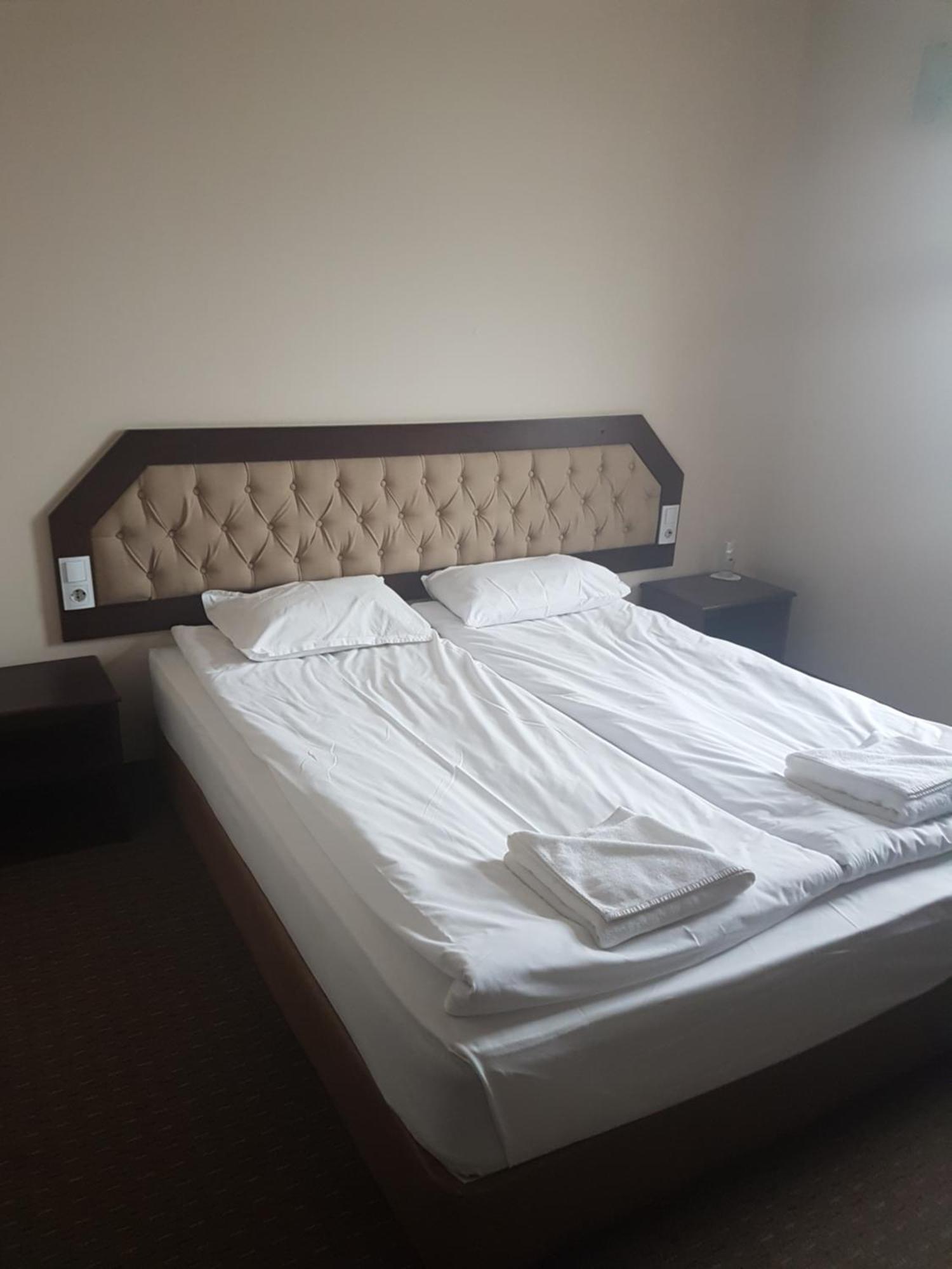 Hotel Podkovata Etropole Quarto foto